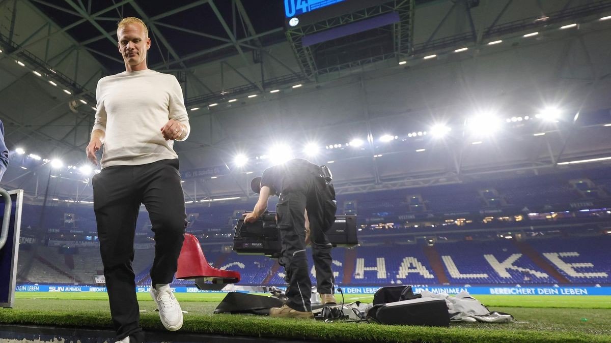 Ein Abgang für immer? Karel Geraerts verlässt die Schalke-Arena.