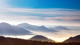 Eine Morgenlandschaft aus Rheinland-Pfalz - Bild zum Newsletter von SWR Aktuell RLP