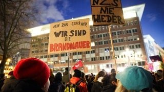 Demonstration gegen die CDU und AfD in Hamburg